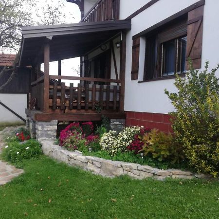 Villa Vikendica I Vajat Vrbica à Kalesija Extérieur photo