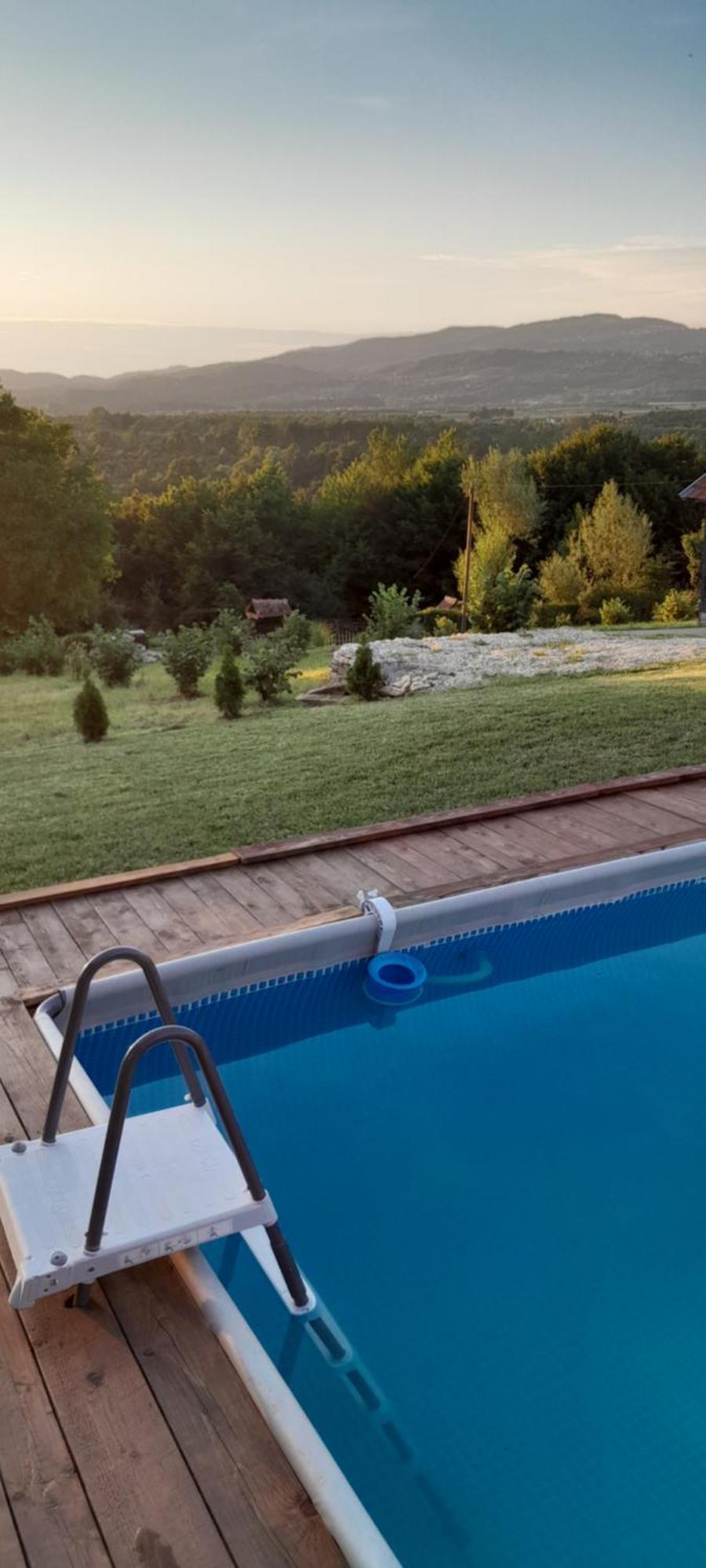 Villa Vikendica I Vajat Vrbica à Kalesija Extérieur photo